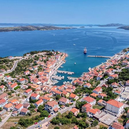 Apartments By The Sea Sali, Dugi Otok - 8121 Ngoại thất bức ảnh