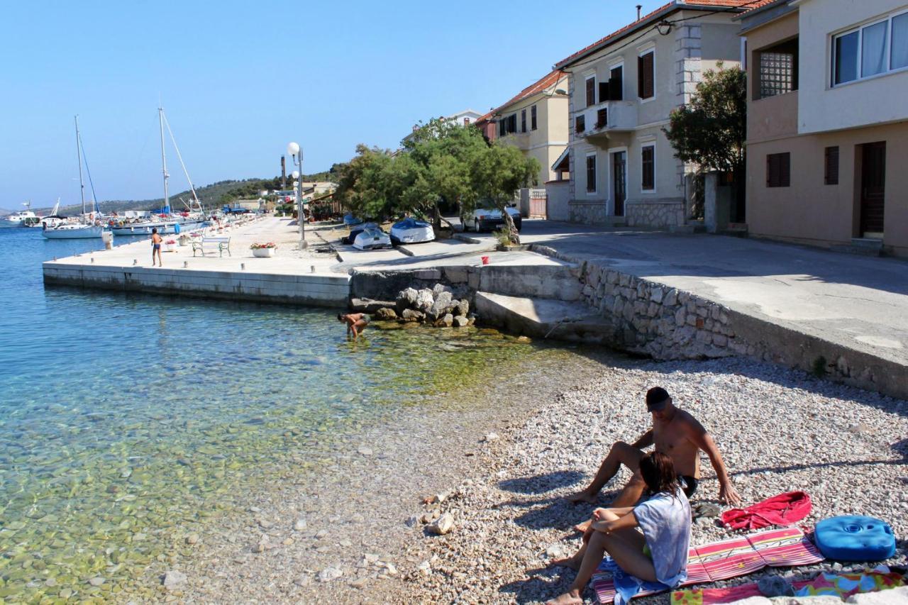 Apartments By The Sea Sali, Dugi Otok - 8121 Ngoại thất bức ảnh